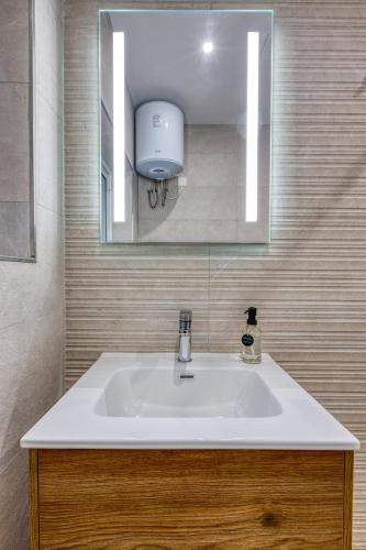 Spacious & Cozy 4-Bedroom in Sliema JELL1-2 - image 5