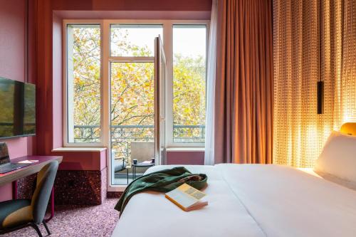 TRIBE Düsseldorf, Düsseldorf (Foto 11)