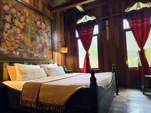 Sticky Rice Barn Mountain พร้อมวิวเจดีย์ทองและบริการรับส่งสนามบินฟรี 1 เที่ยว (Sticky Rice Barn Mountain and Golden Chedi View with Free One Way Airport Transfer)