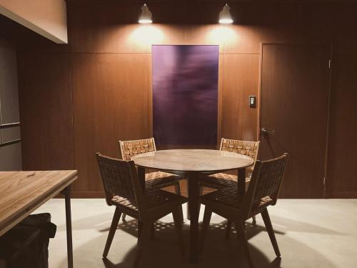 森と温もりに包まれる長野飯綱高原の隠れ宿ヴァイオレットハウス