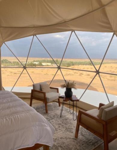 Private VIP Tent in the Desert in A'Sharqiyah Sands (Wahiba)
