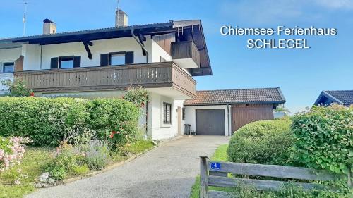 Chiemsee-Ferienhaus Schlegel in Breitbrunn am Chiemsee, Deutschland