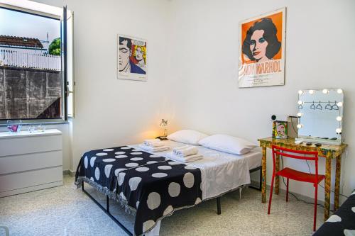 Ziettas Pop House, Naples