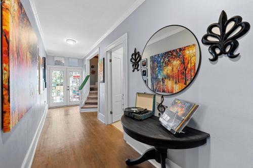 Spacious 4BD Augusta Retreat Near the Masters! BBQ in อัพทาวน์
