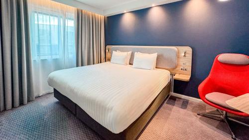 Holiday Inn Express London Stratford an IHG Hotel - image 13