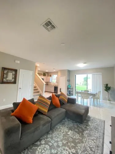 Modern Tropical Family Retreat near Legoland, Disney, Universal and Bok Towers photo 2