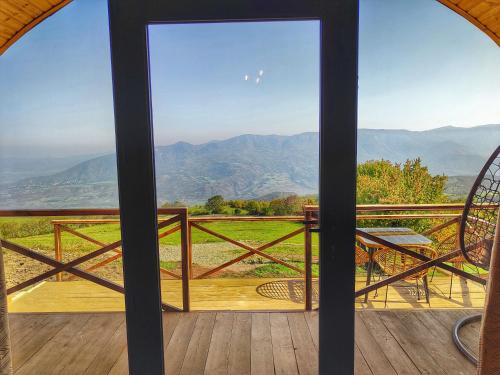 Вид, Makara Resort in Azatamut