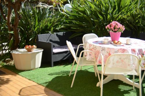 New 3bedroom with garden and parking central