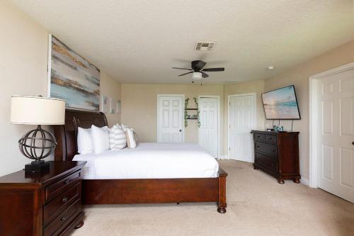 W457 - Charming Townhouse With Private Patio at Reunion, Kissimmee (photo 4)