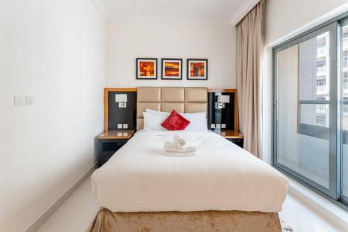 Elegant Business Bay 2 Bedroom with Sauna, Pool and Jacuzzi, Dubai (Foto 6)