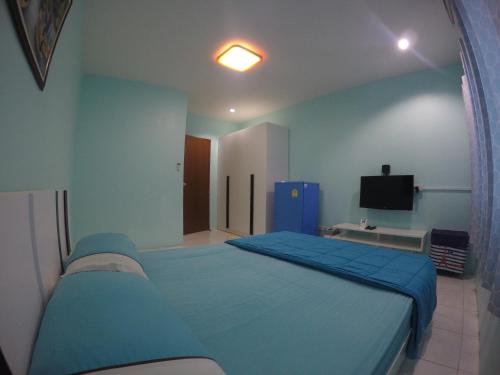 Best Rent a Room Stop at Best Rent a Room to discover the wonders of Phuket. Featuring a complete list of amenities, guests will find their stay at the property a comfortable one. Service-minded staff will welcome and