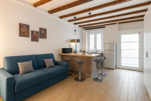 Ambrogio's Nest - Modern close to Cadorna Station, Milán