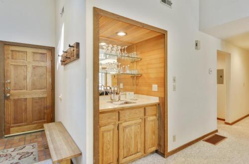 Ridge Condo 12 – Sunriver, OR