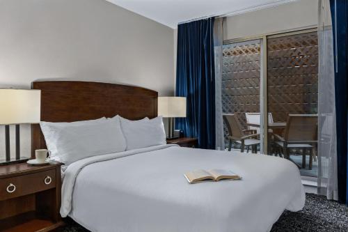 The Suites at Fisherman's Wharf - image 7