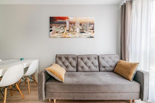 Luxury & Stylish Apartment in Wola Warsaw, Balcony, Varsovie