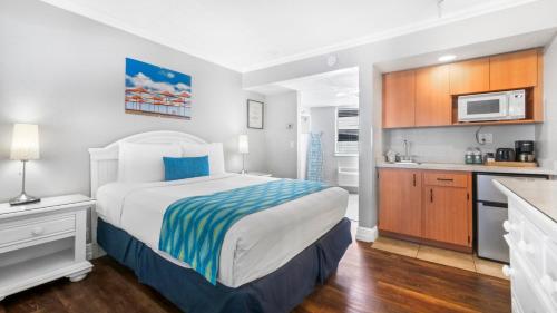 Pelican Pointe Hotel in Clearwater Beach, USA