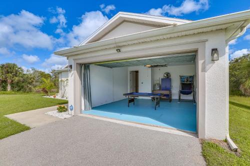 Quiet Naples Escape w/ Patio by Golfing + Parks in Orangetree (FL)