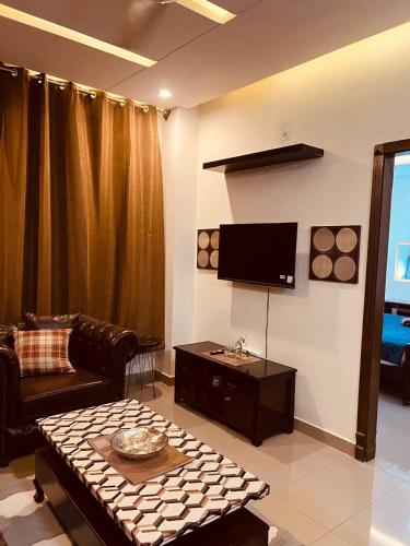 2 Bed Apartment – khách sạn tại DHA Phase II