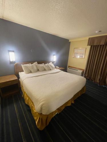 Days Inn by Wyndham Colorado Springs/Garden of the Gods - image 12