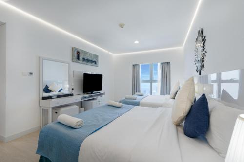 Princess Tower Dubai Marina private Spa amazing view, Дубай (фото 10)