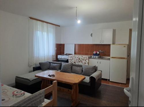 Apartmani Petrušić (Apartmani Petrusic) in Ugrinovci