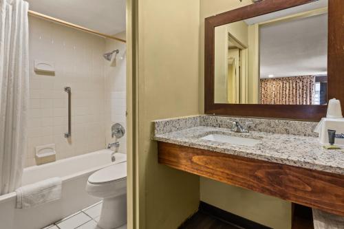 Americas Best Value Inn - Wilson - image 13