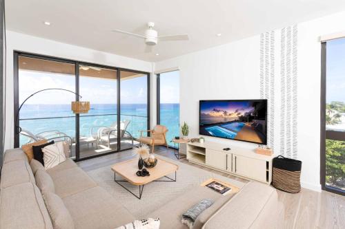 SeaDreams 8 - Luxury Condo with Shared Pool, Hot Tub, Rooftop Lounge, West Bay (Foto 2)