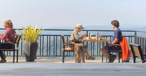 Kitabi EcoCenter in Ouest