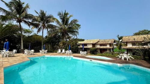 bazen, Casa moderna com piscina e quadra de tênis (Casa moderna com piscina e quadra de tenis) in Vila Luiza