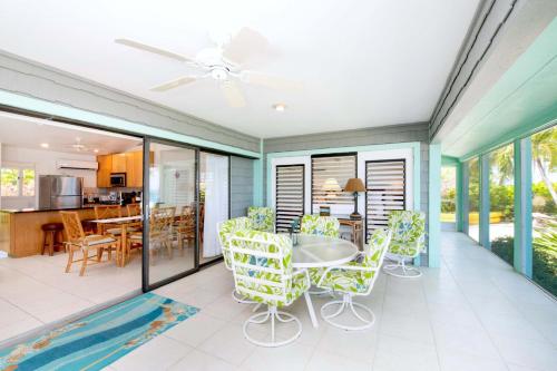 Fingertip - Beach Bungalow in Cayman Kai, Driftwood Village (zdjęcie 7)