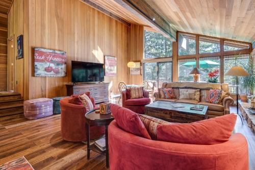 Family-friendly Truckee Cabin Near Ski Shuttle! - Lago Tahoe