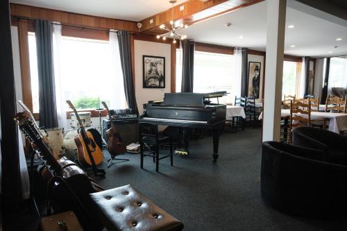 酒吧/高級酒吧, Hotel Wolfe Island in 沃爾夫島(ON)