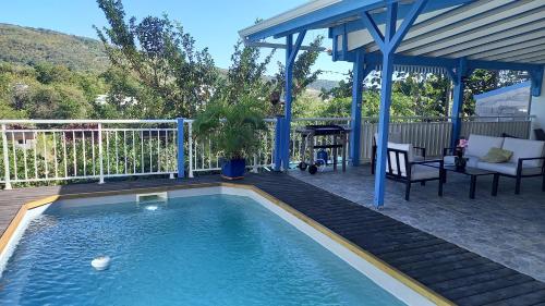 Maison indépendante avec piscine privée - Location, gîte - Vieux-Habitants