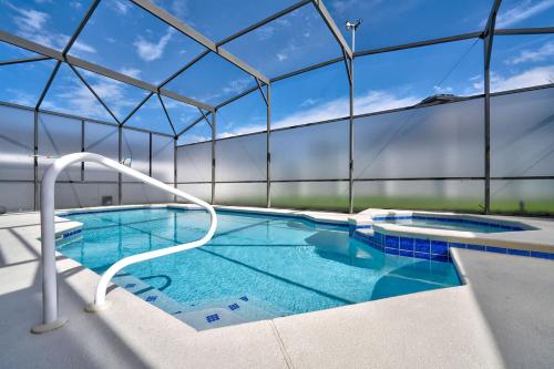 Serene Poolside Home Minutes from Parks