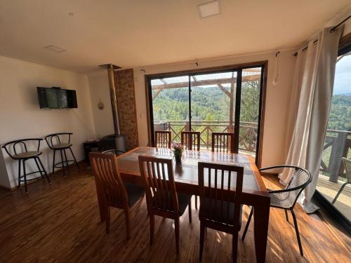 Casa con vista al rio Cutipay in Cutipai