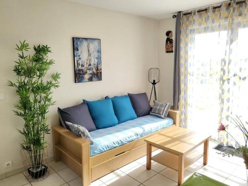 House in residence with heated pool in Azay-le-Rideau