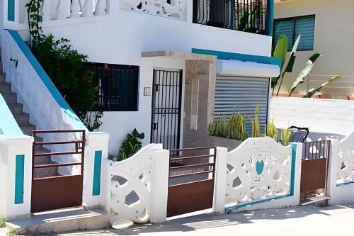 . Apartamento entero en Samaná los tíos