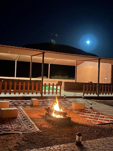 Golden Moon Luxury Camp in Wadi Rum