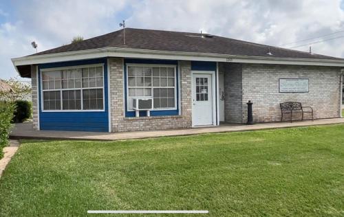 The Victorian Voyager in League City (TX)