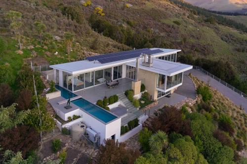 Executive Home with Stunning Harbour views in Diamond Harbour
