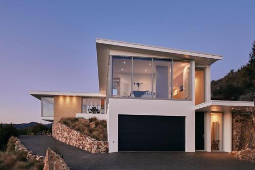 Executive Home with Stunning Harbour views in Diamond Harbour