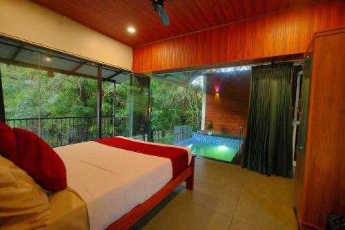 Private Pool Villa by Green View in Chundale