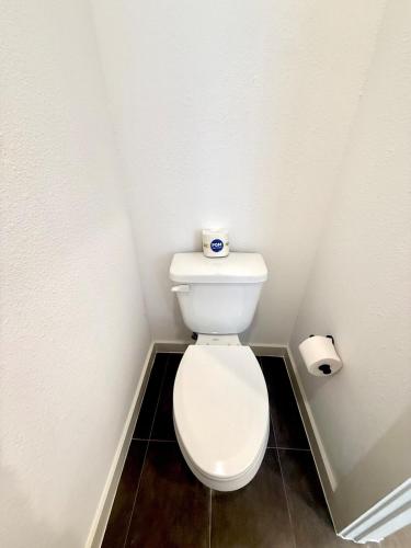 Beautiful Townhome near Downtown HTX and Med Center - image 10