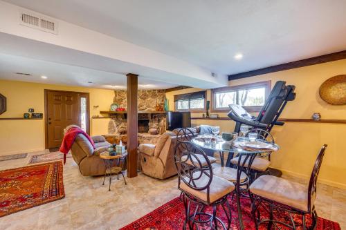 Peaceful Mountain Retreat with View, Near Boulder! in Boulder, USA