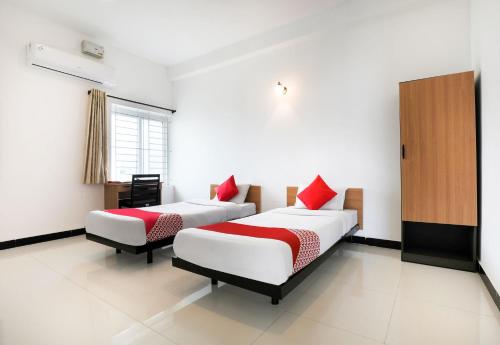 . Hotel O Black Pearl Residency