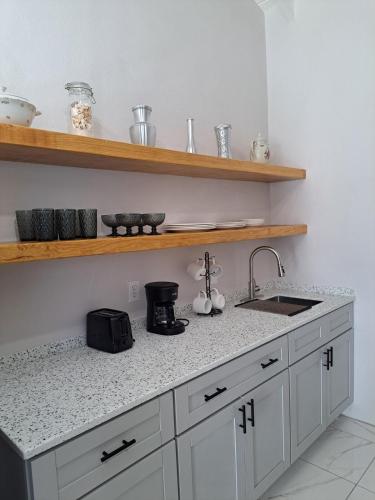 Long Bay Rd 2BR Apartment in Willikies