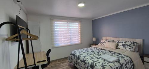 . Hostal Milaris