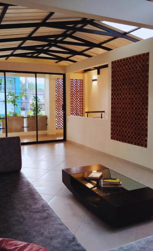 Spacious apartment in Buga, super central