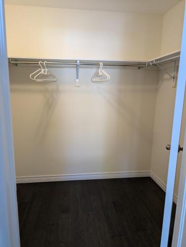 Modern 3BR Home Near Niagara Falls & Welland Canal in เวลแลนด์ (ON)