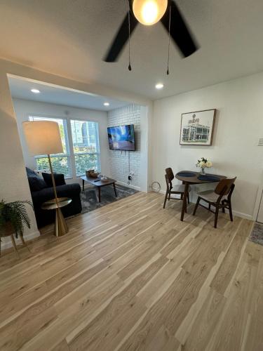 Cozy Dallas Retreat Near Downtown pool view in Oak Lawn